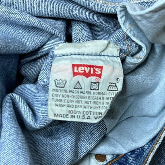 Vintage 90s Levi’s 501 Light Wash Button Fly Jeans 33x32 Made In USA - Picture 9 of 10